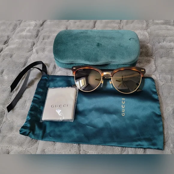 Gucci | Accessories | Gucci Full Inclusion Cat Eye  display picture 2